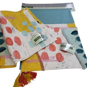 NEW The Spring Shop Cloth Table Runner (13x72) & 4 Matching Placemats (13x19)